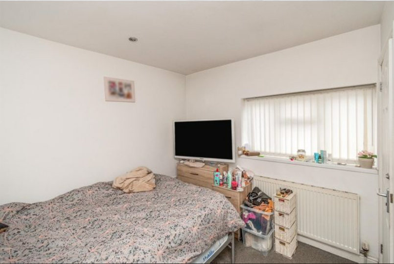 Refurbed 5 Bed HMO For Sale